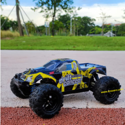 Enoze 9300E 1/18 car