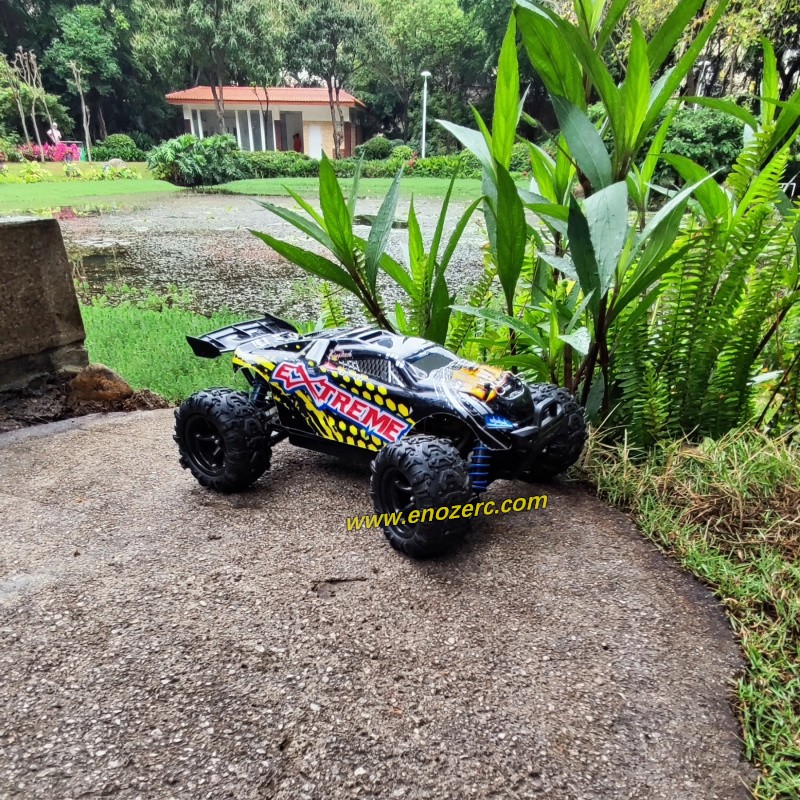 Enoze 302e 1:18 full scale 4x4 high speed rc car